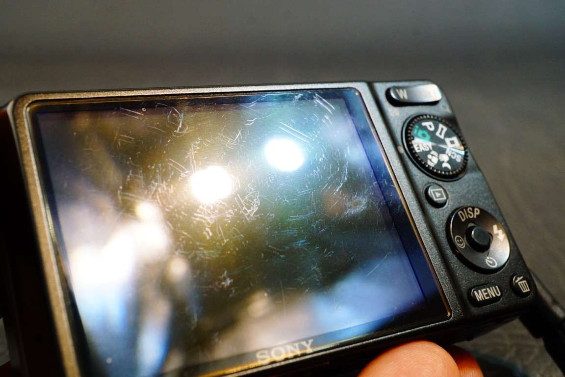 Sony Cyber Shot DSC-WX1 10.2 MP Digital Camera 5X Zoom with Original Box  **Great Condition**