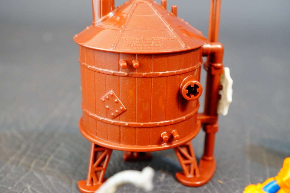 Spiderman Bluebird Playset 1996 Micro Superstars Doc Ock, Venom, Lizard, Goblin  **Great Condition**