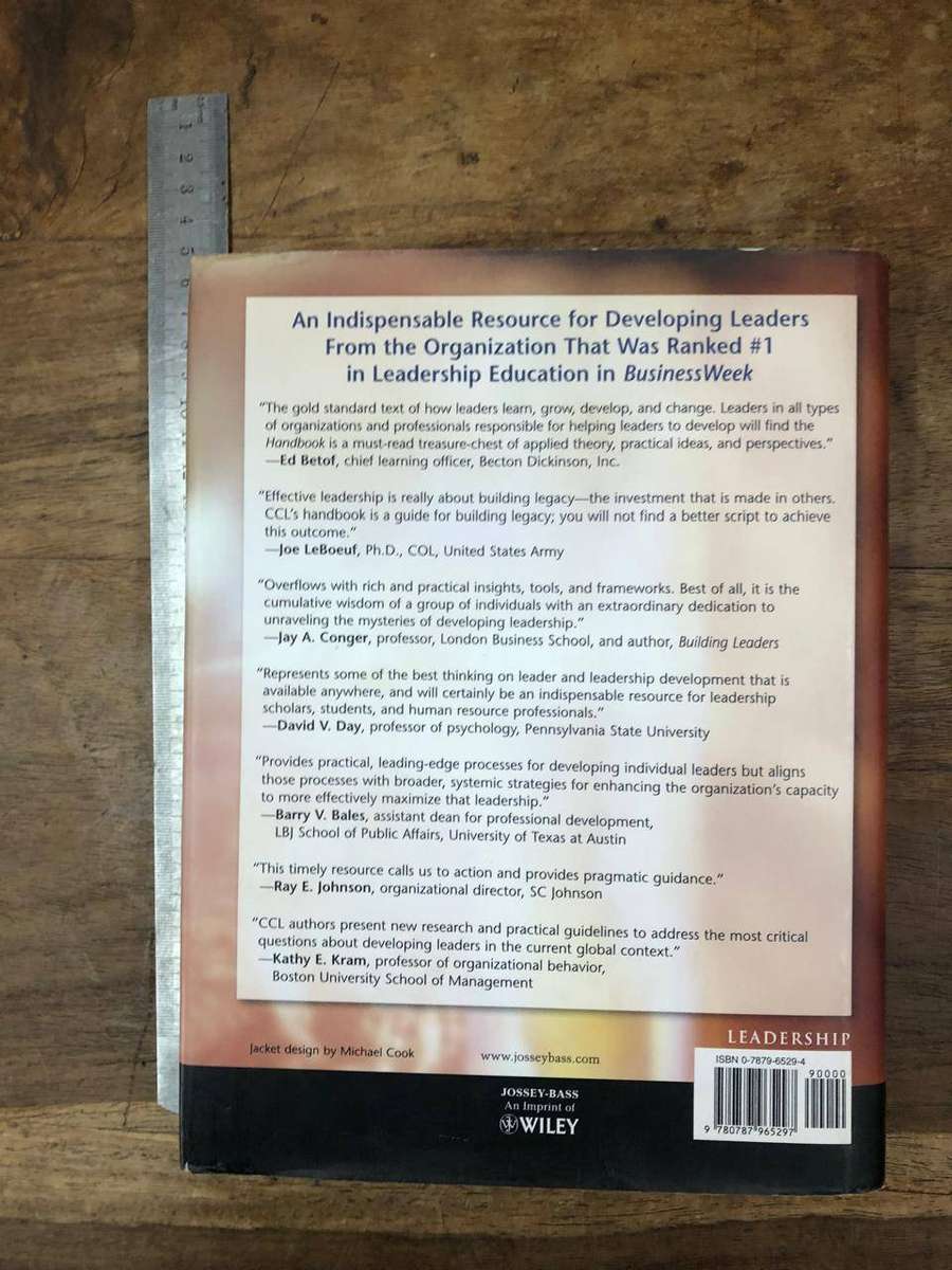 Handbook Of Leadership Development Second Edi - Cynthia D McCauley (Hardcover with dj)
