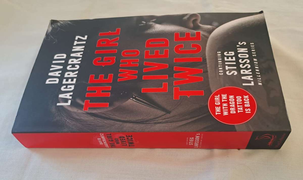 The girl who lived twice. - David Lagercrantz (Softcover)
