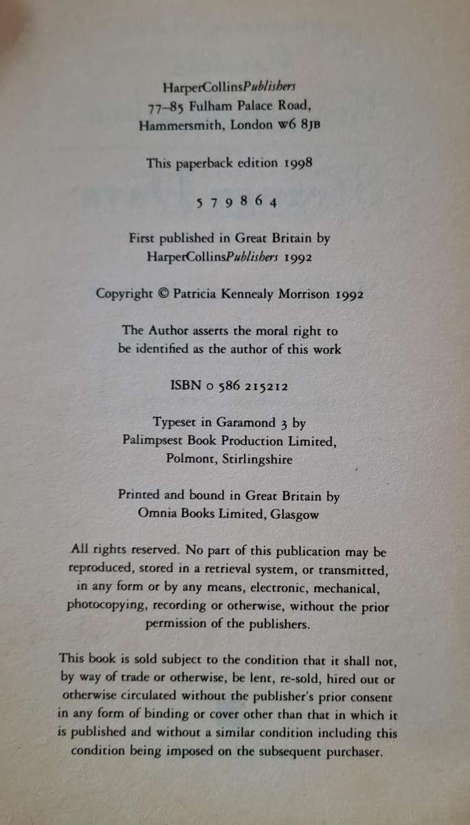 Strange Days - Patricia Kenneally-Morrison (Paperback)