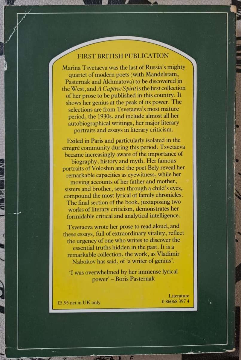 A Captive spirit: Selected Prose - Marina Tsvetaeva (paperback)