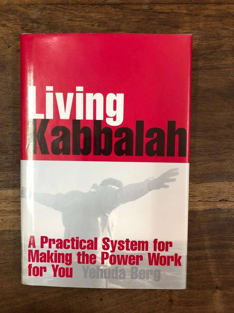 Living Kabbalah - Yehuda Berg (Hardcover with dj)