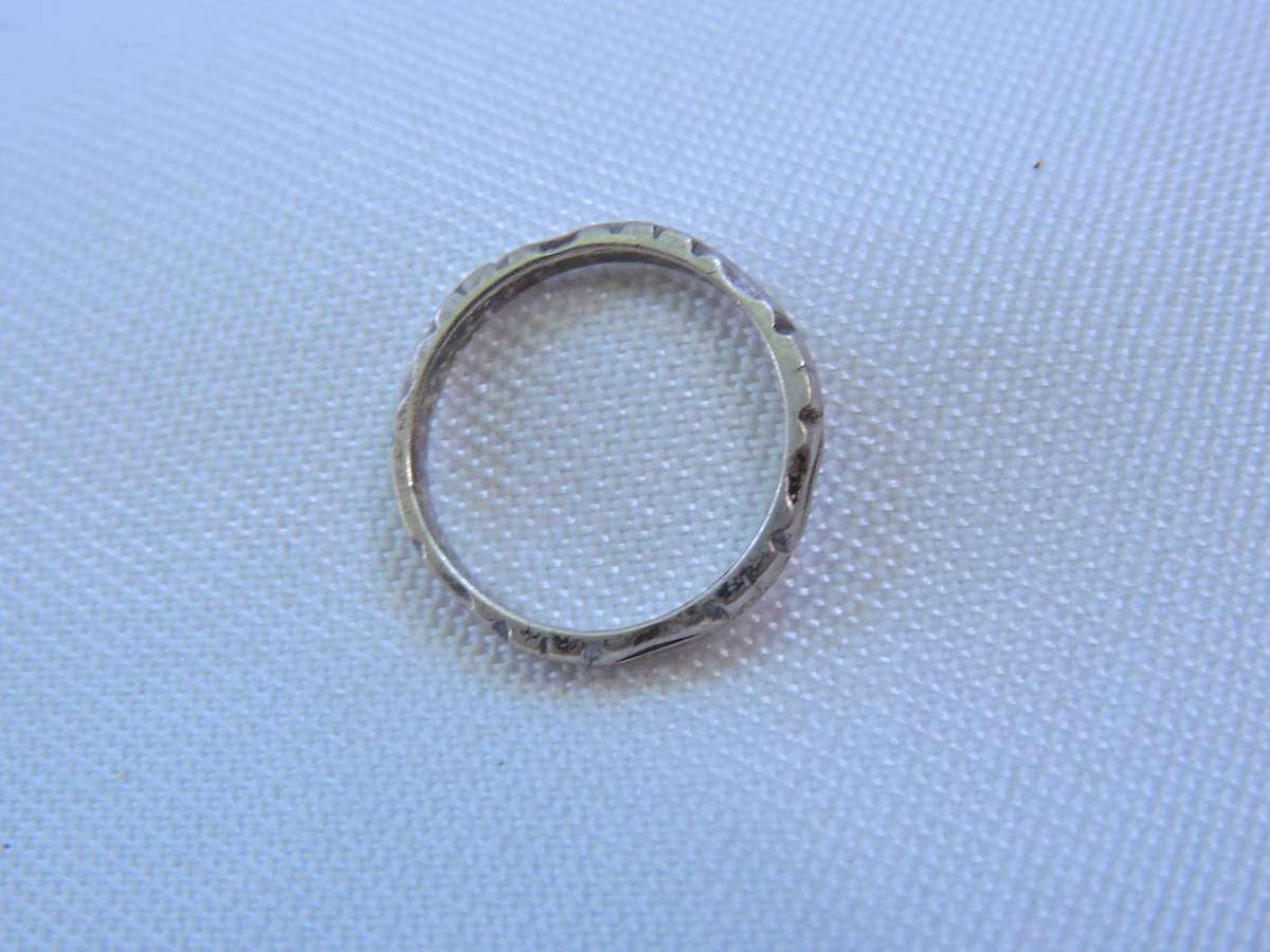 STERLING SILVER BAND WITH DECORATION SIZE K 1.7G