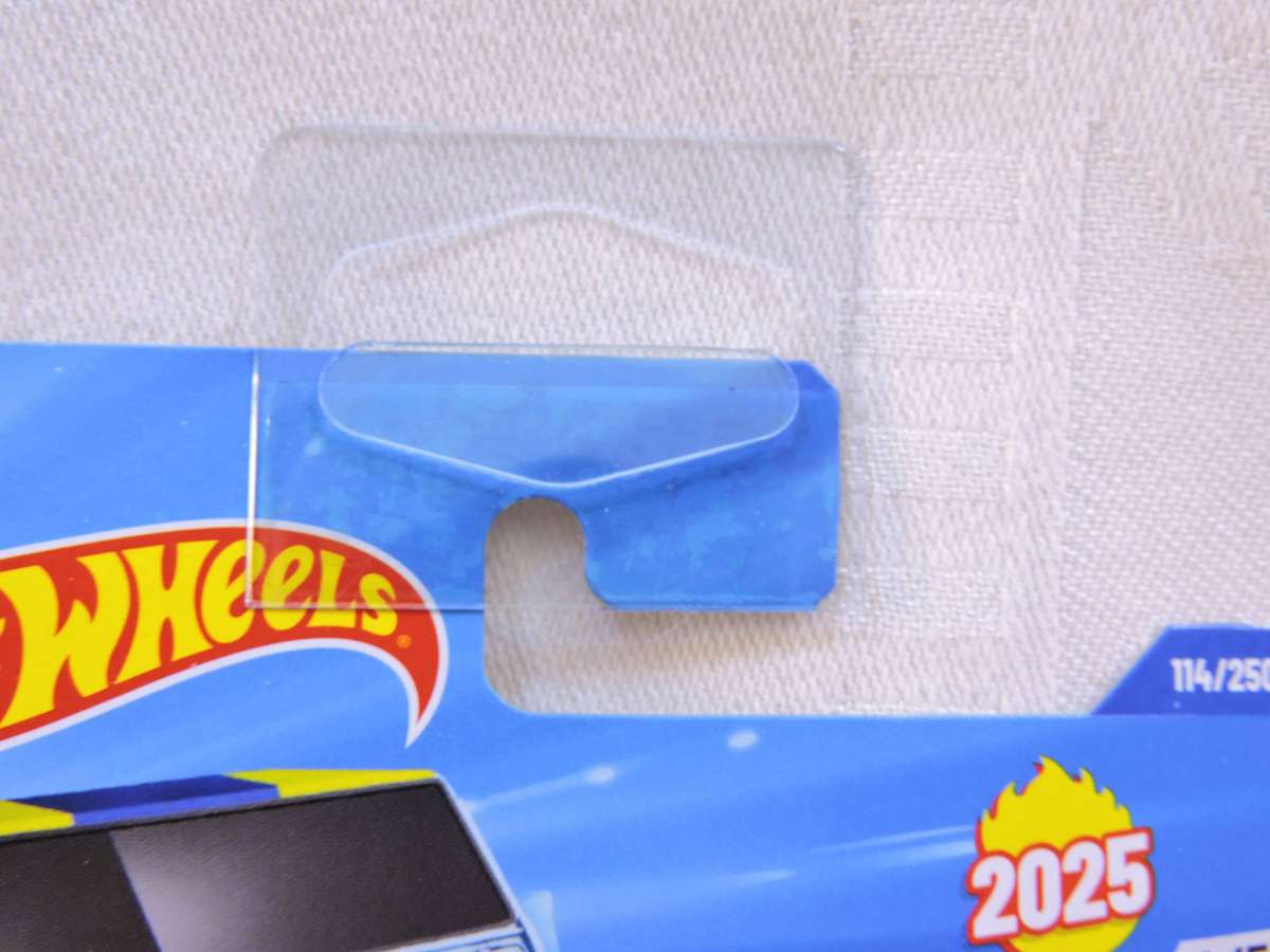 Hot Wheels Drift-ender ( Blue Police )  like LAND ROVER Defender 90