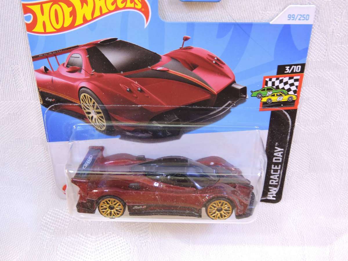 Hot Wheels PAGANI ZONDA R  Supercar  ( Red )
