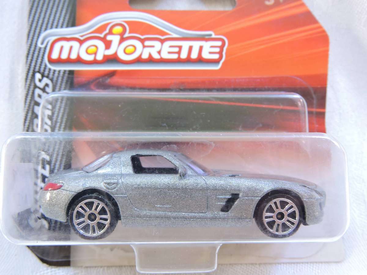 Majorette MERCEDES BENZ SLS AMG  ( Silver )  Like Hot Wheels