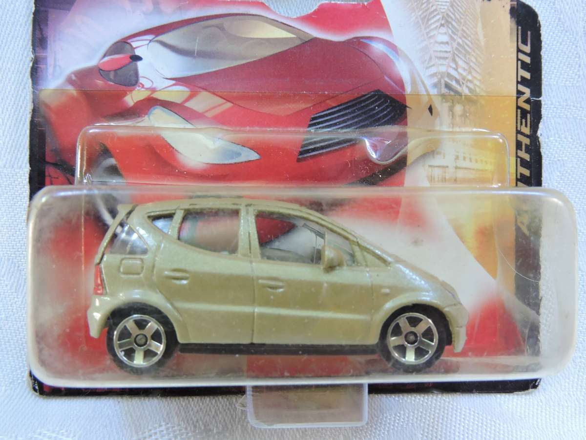 Majorette MERCEDES BENZ A series  ( Gold )  Like Hot Wheels
