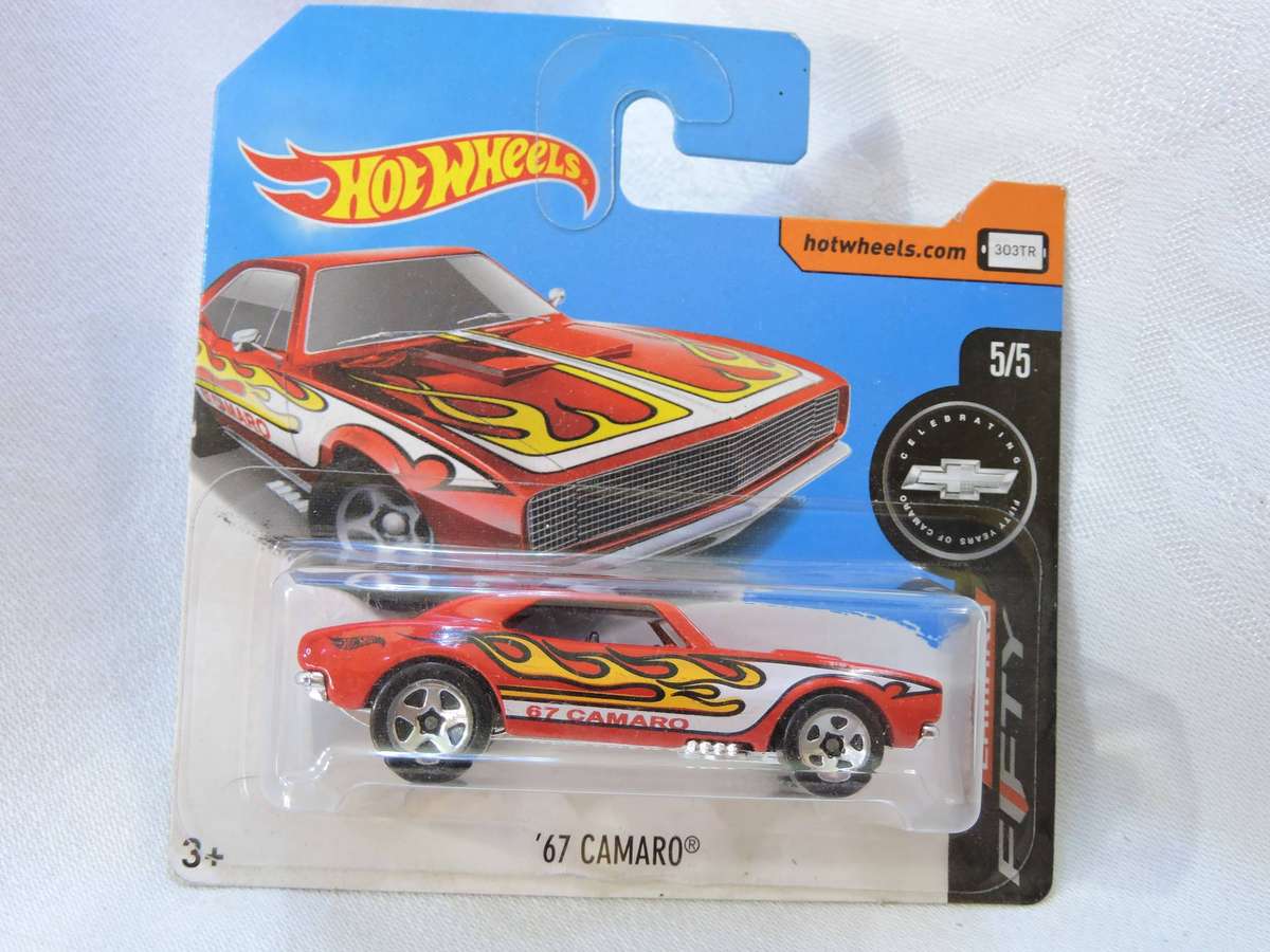 Hot Wheels CHEVY CHEVROLET Camaro  ( Red with flames )  Awesome Model !!!