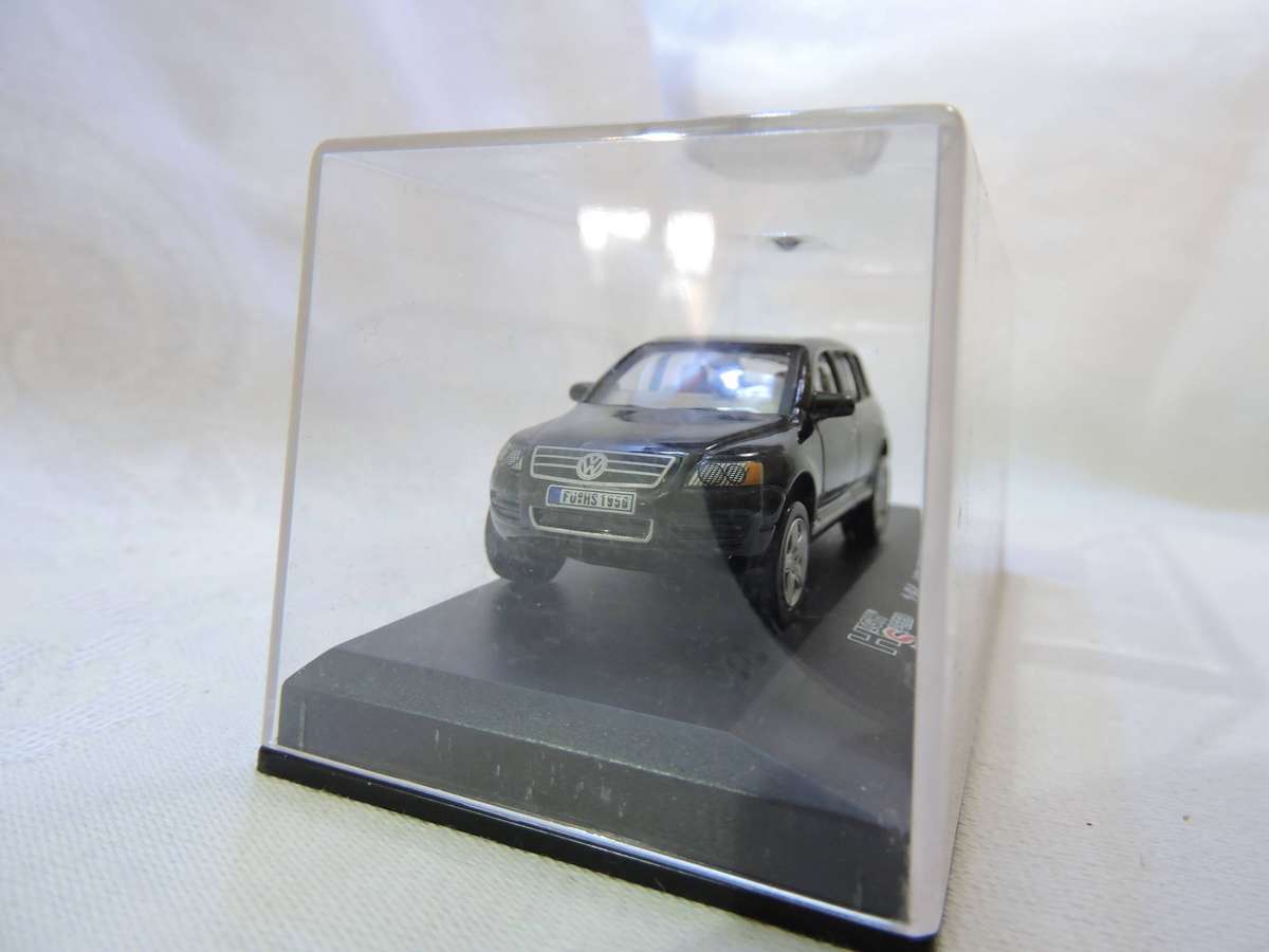 HIGH SPEED Volkswagen VW Toureg ( Black ) like Hot Wheels