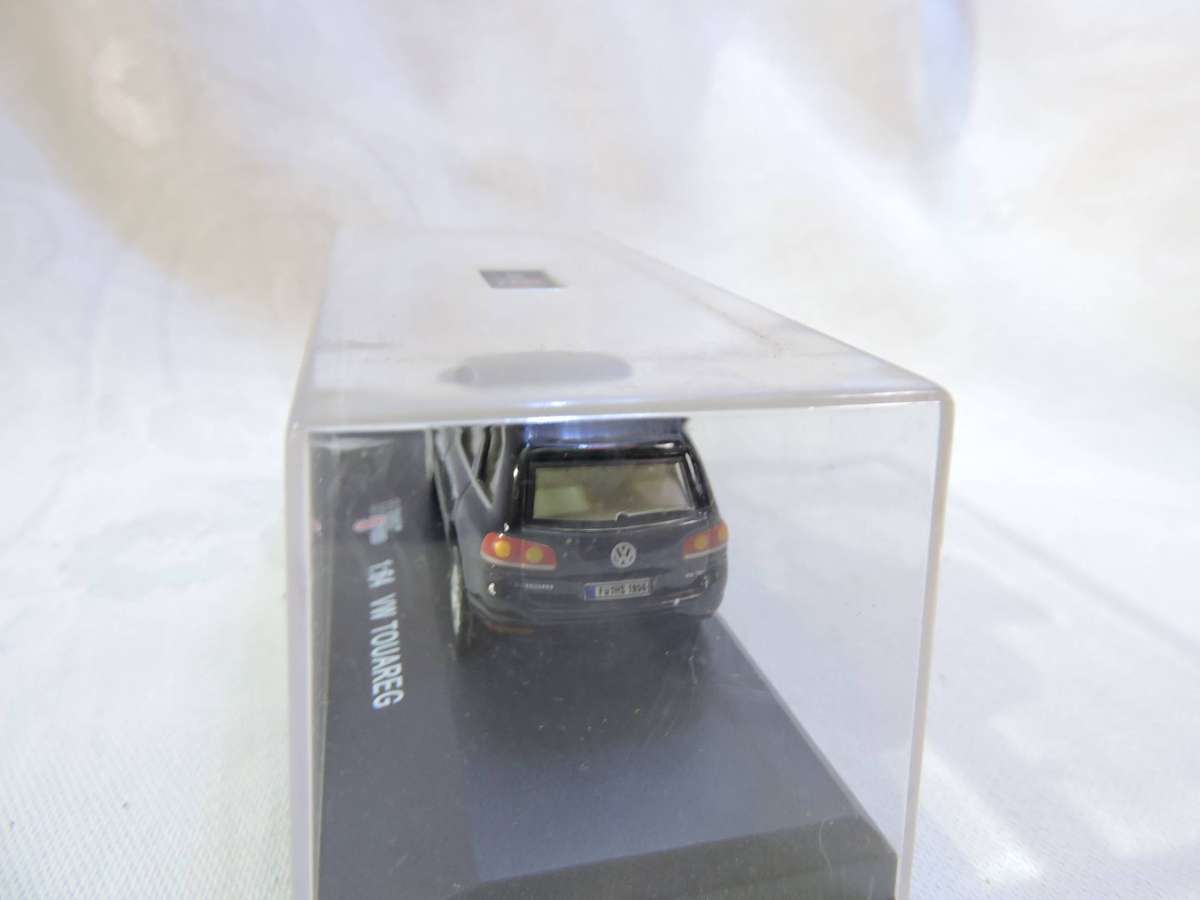 HIGH SPEED Volkswagen VW Toureg ( Black ) like Hot Wheels