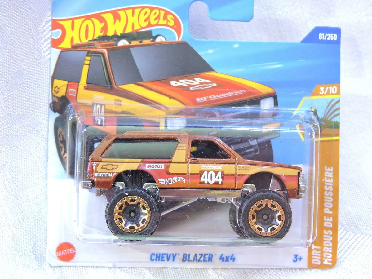 Hot Wheels CHEVY CHEVROLET Blazer 4x4 Pickup Bakkie ( Brown & Yellow #404 )