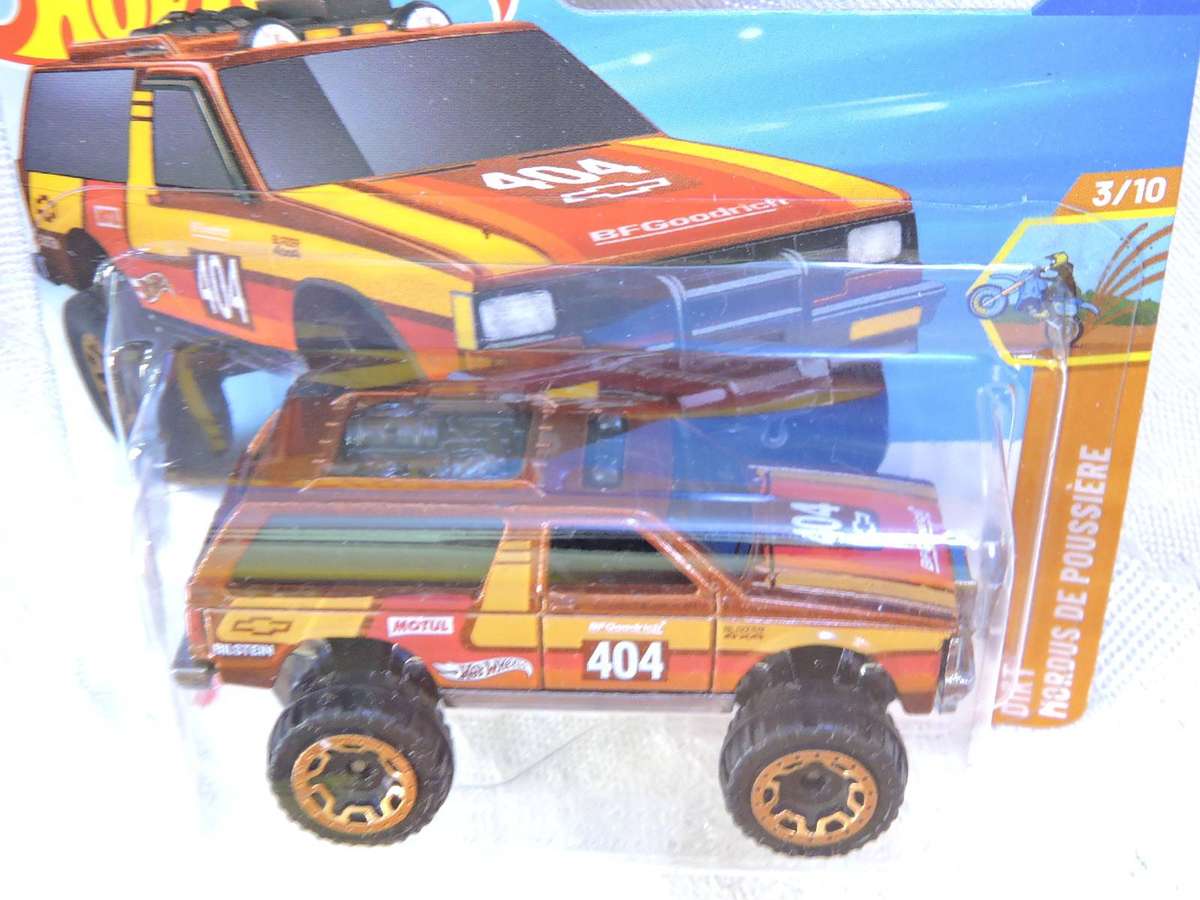 Hot Wheels CHEVY CHEVROLET Blazer 4x4 Pickup Bakkie ( Brown & Yellow #404 )