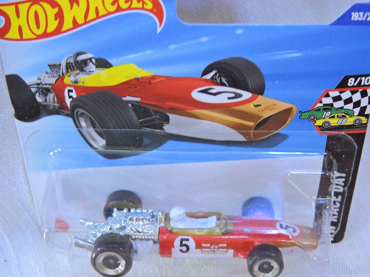 Hot Wheels LOTUS Type 49 ( Red #5 )