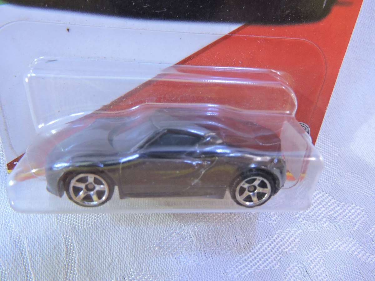 Matchbox ALFA ROMEO 4C  ( Gun metal silver ) ITALY 1/12  Long card