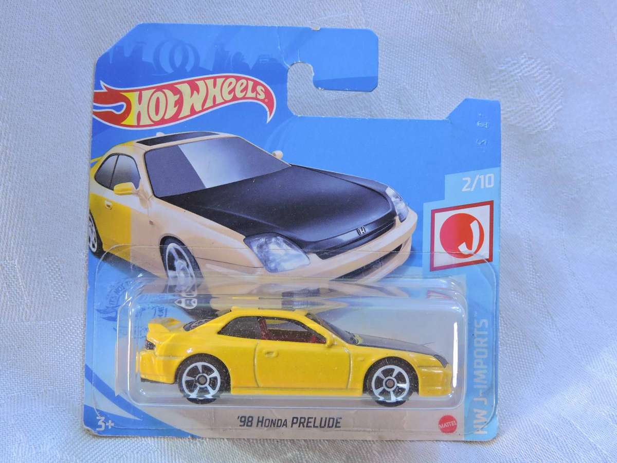 Hot wheels HONDA Prelude ( Yellow with black bonnet )