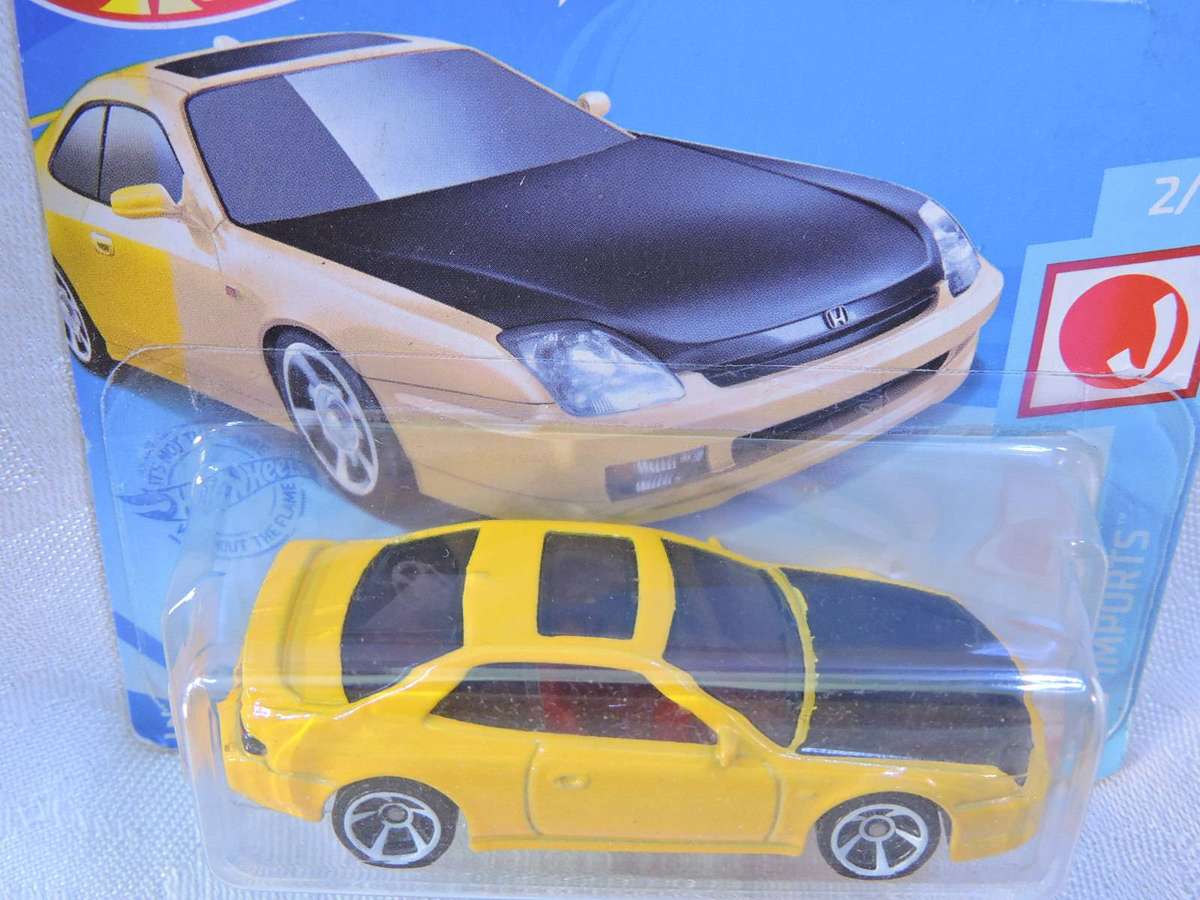 Hot wheels HONDA Prelude ( Yellow with black bonnet )