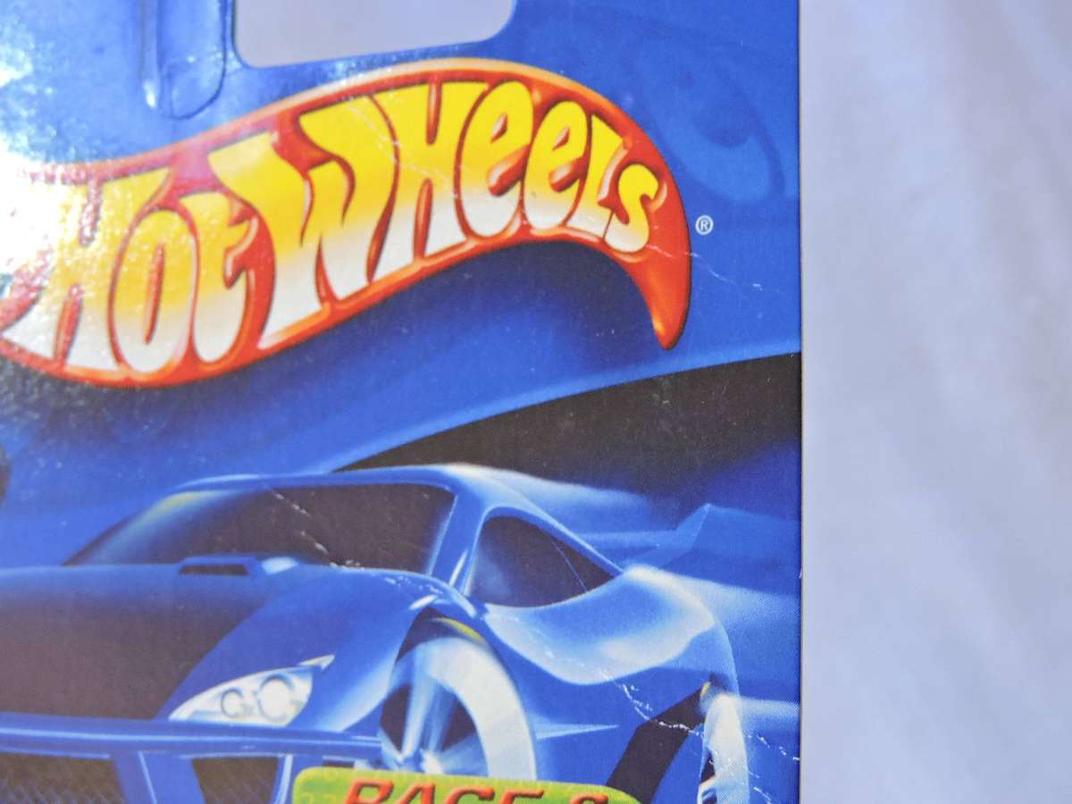 HOT WHEELS FERRARI F355 ( Silver )  Full metal 2001 issue Supercar