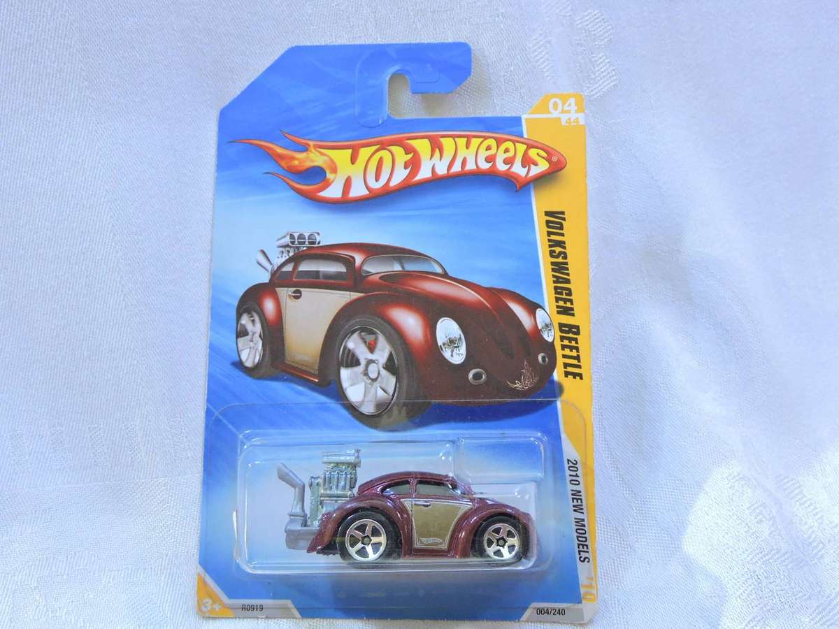 Hot Wheels VW VOLKSWAGEN Beetle  ( Maroon with monster engine ) Long Card