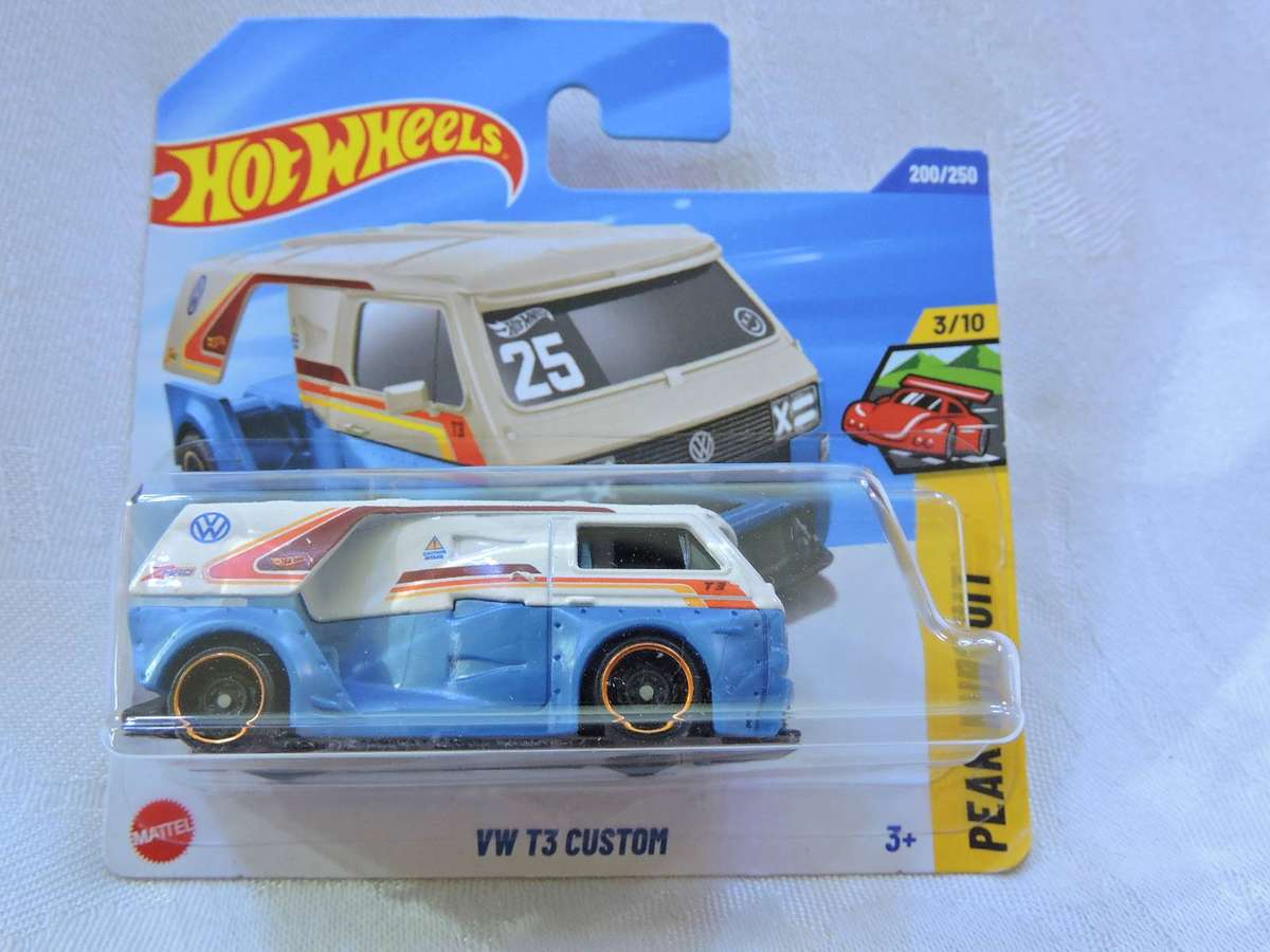 Hot Wheels VW VOLKSWAGEN T3 Custom ( Blue & White #25 )