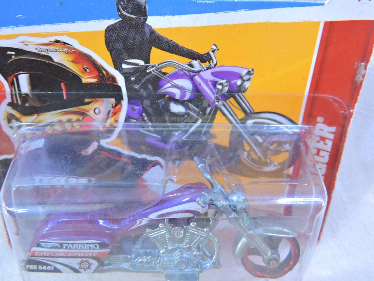 Hot Wheels BAD BAGGER motorcycle motorbike ( Purple )