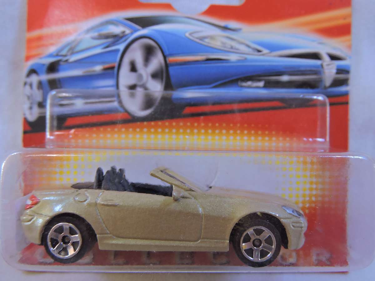 Majorette MERCEDES BENZ SLK  ( Gold ) Like Hot Wheels