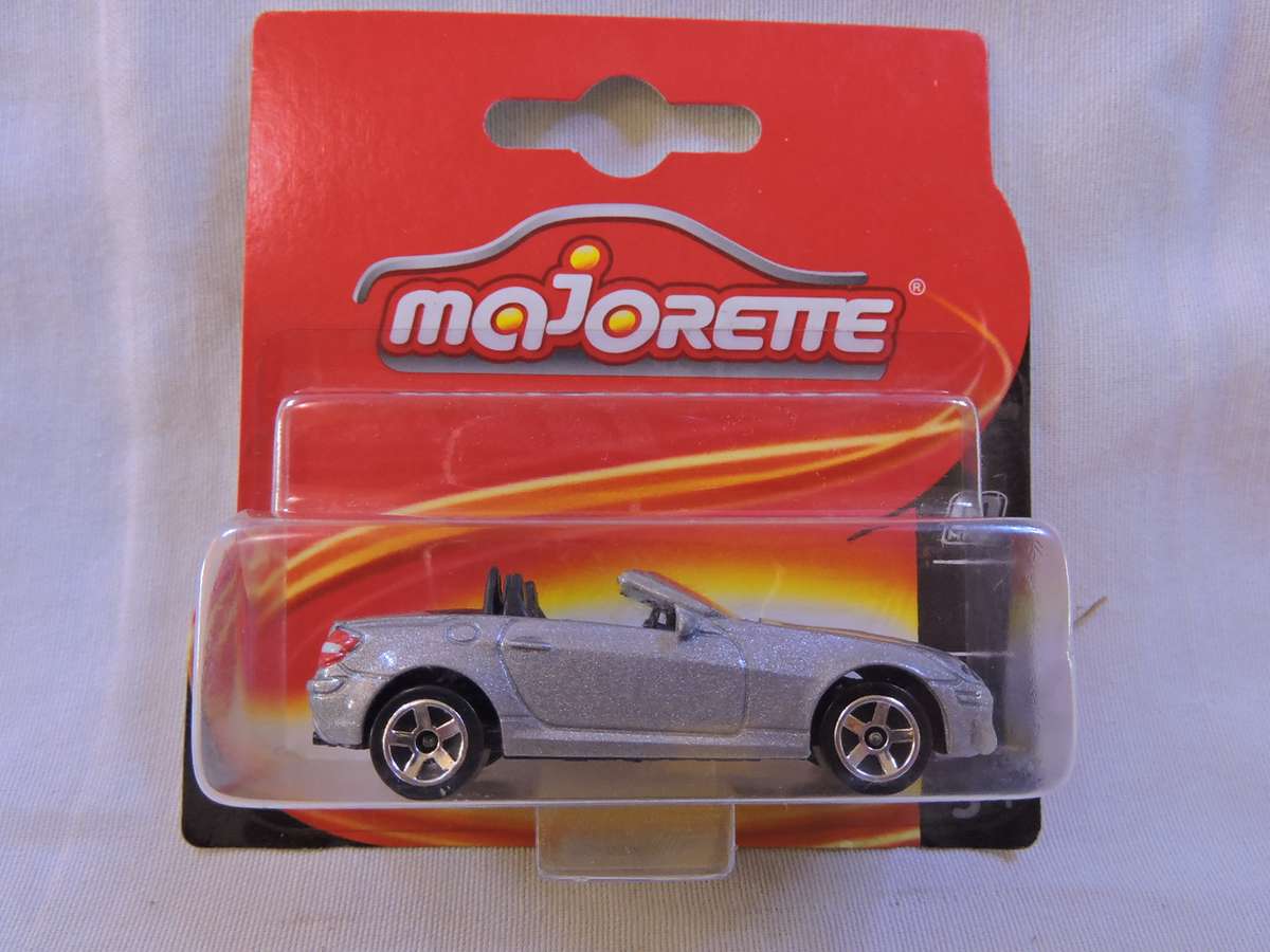 Majorette MERCEDES BENZ SLK  ( Silver ) Like Hot Wheels