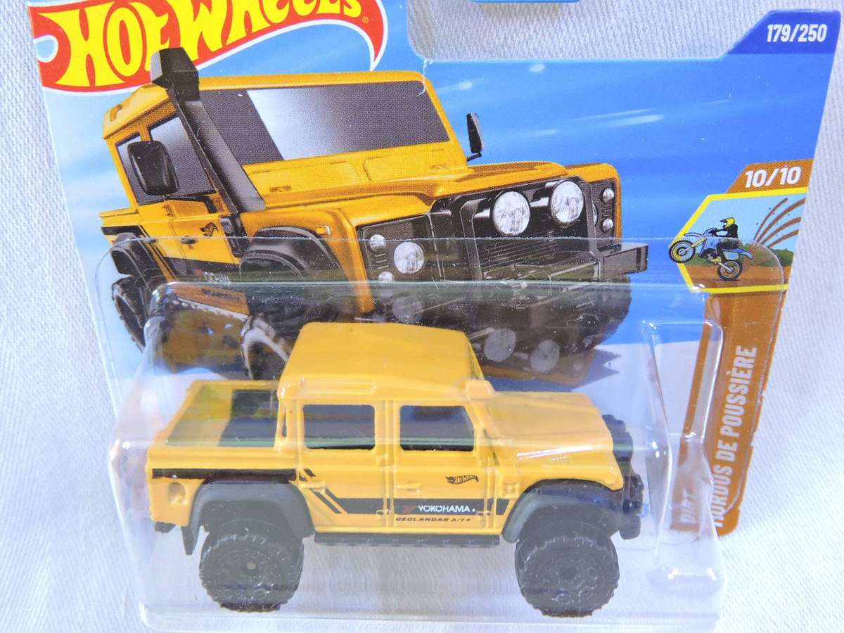 Hot Wheels Land Rover Defender Double Cab Pickup Bakkie  ( Yellow )