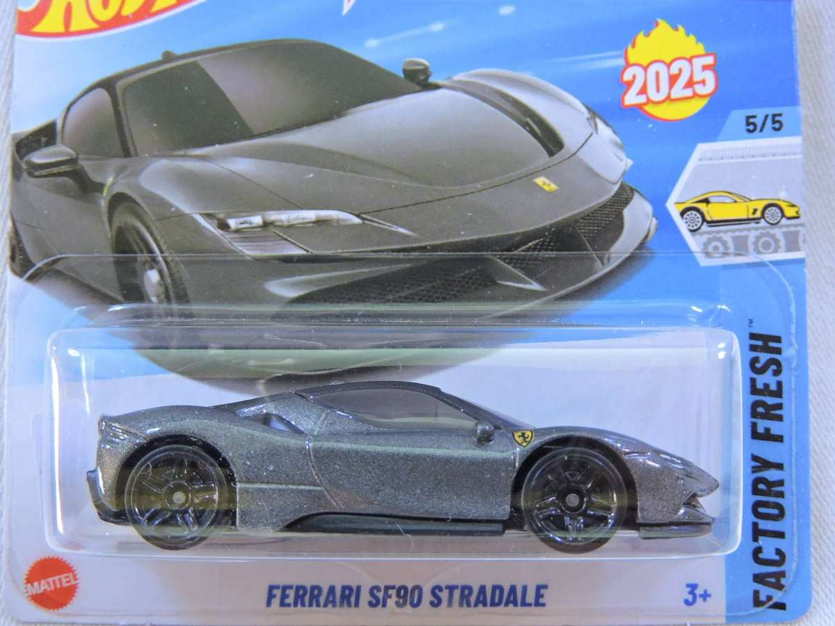 HOT WHEELS FERRARI SF90 Stradale ( Grey )  Supercar
