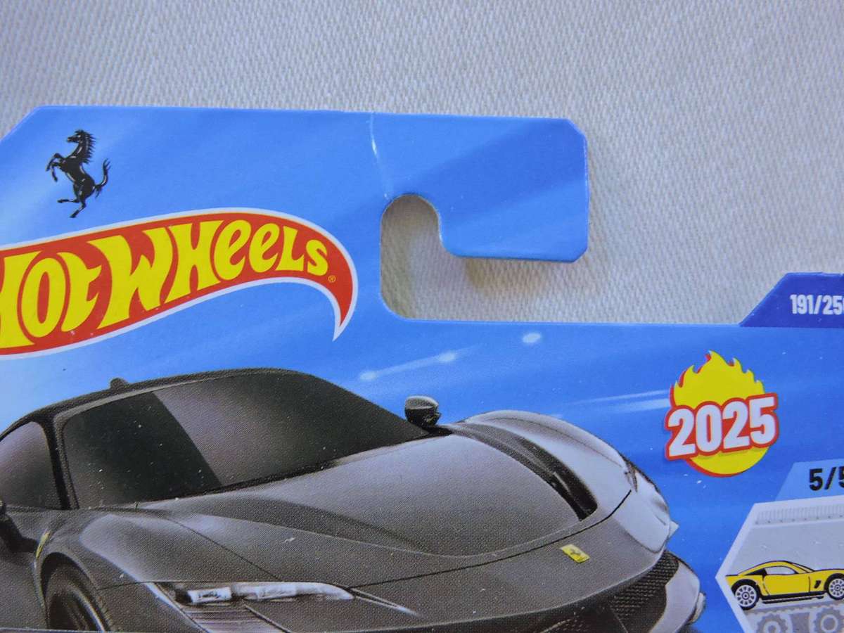 HOT WHEELS FERRARI SF90 Stradale ( Grey )  Supercar