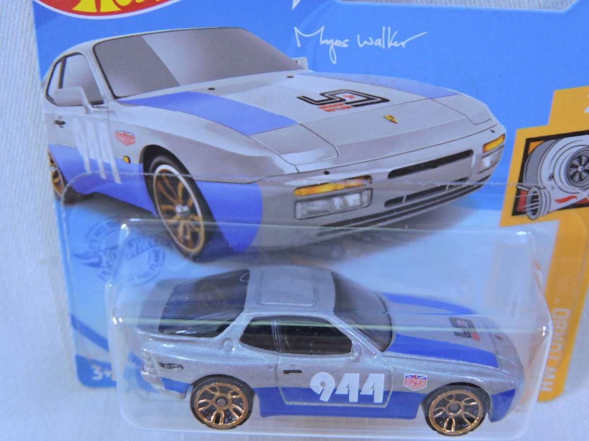 Hot Wheel PORSCHE 944 Turbo ( Blue silver #944 )