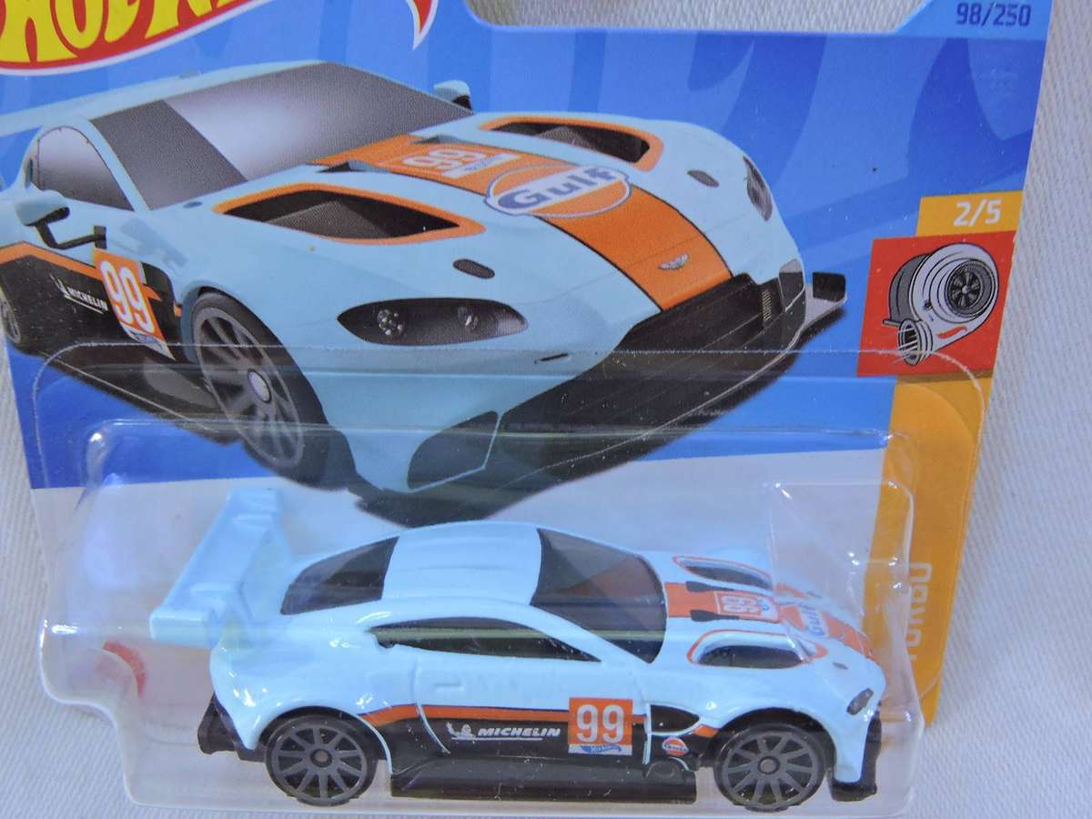HOT WHEELS Aston Martin Vantage GTE ( Gulf #99 )