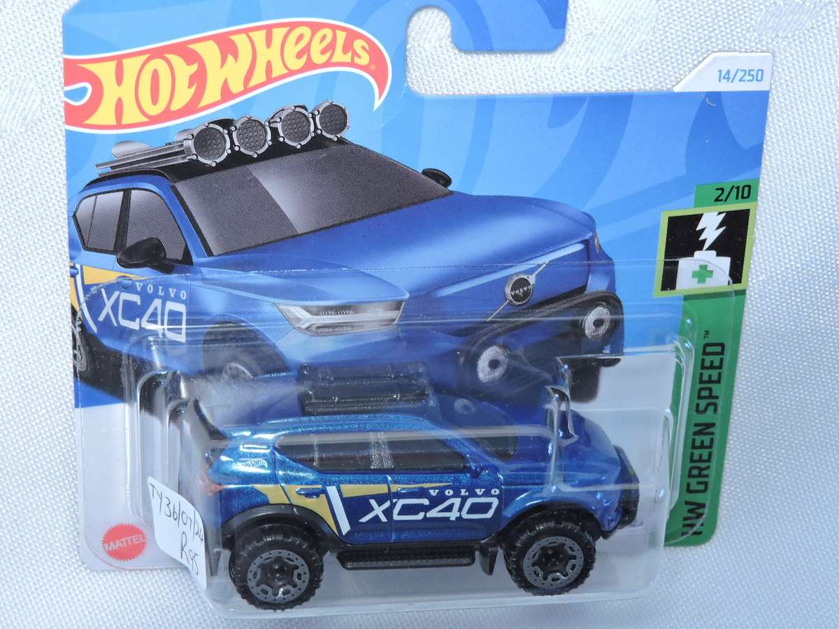 Hot Wheels VOLVO XC40 Recharge ( Blue XC40 ) Short Card .