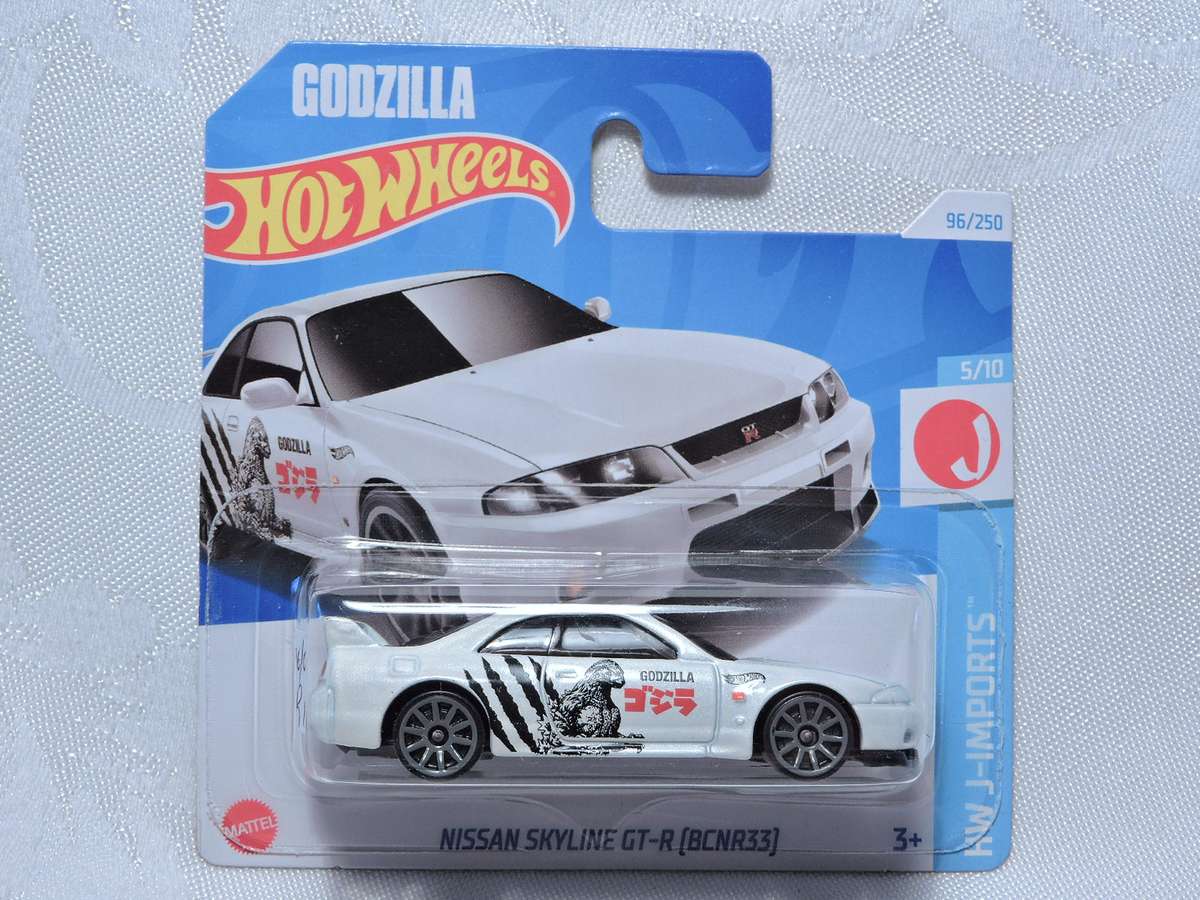 Hot Wheels NISSAN Skyline GT-R ( White Godzilla )  Short Card