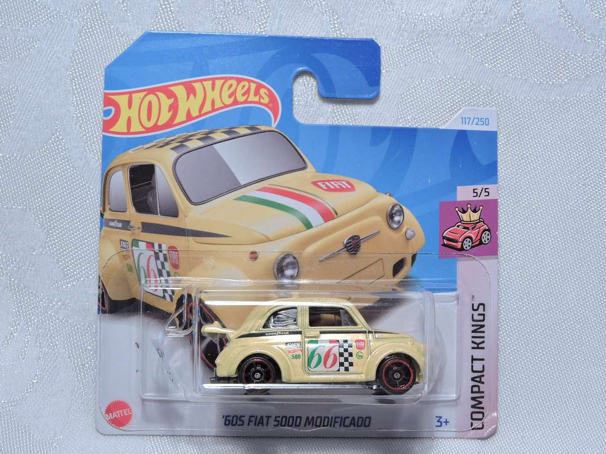 Hot Wheels FIAT 500 D Modificado ( Yellow #66 ) Compact Kings Short Card