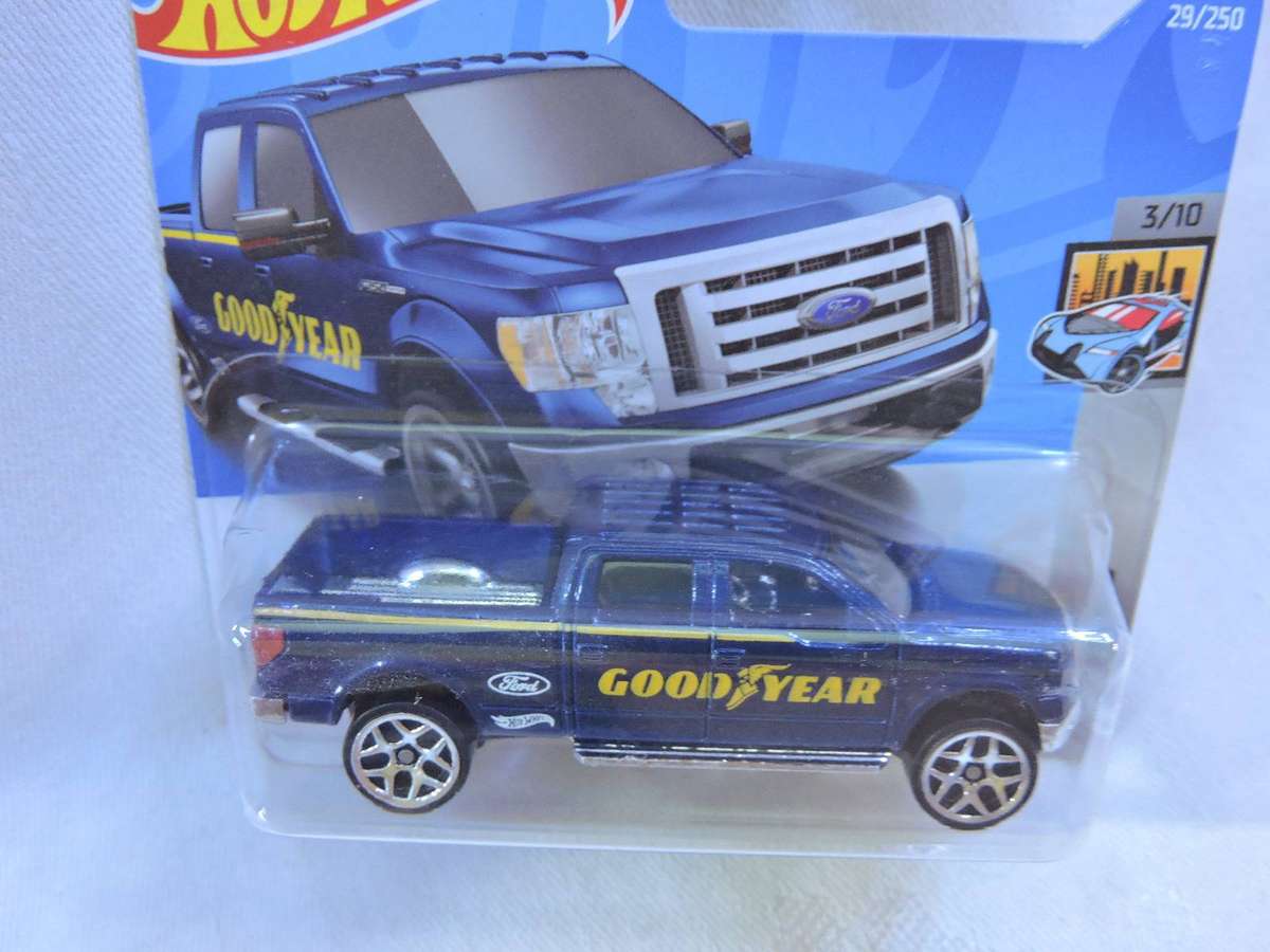 Hot Wheels FORD F-150 Pickup Bakkie ( Blue Good Year )