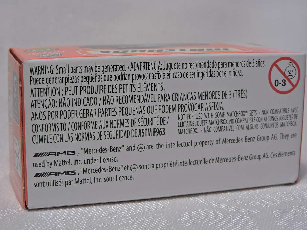 Matchbox MERCEDES BENZ AMG SL 63 Mint in sealed box 72/100 ( Black )  Like Hot wheels