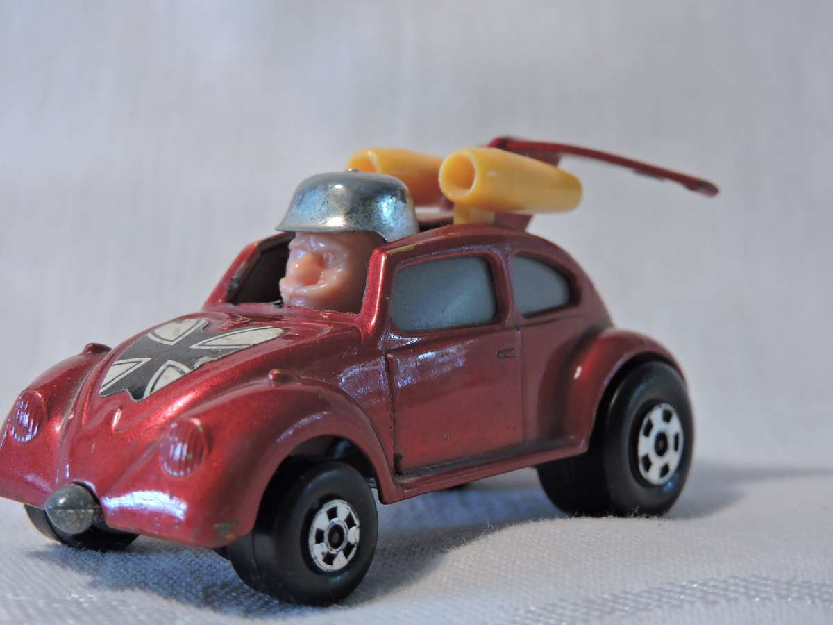 Matchbox VW VOLKSWAGEN Flying Bug  Red Barron  Superfast No.11 ( Red )  Like Hot Wheels