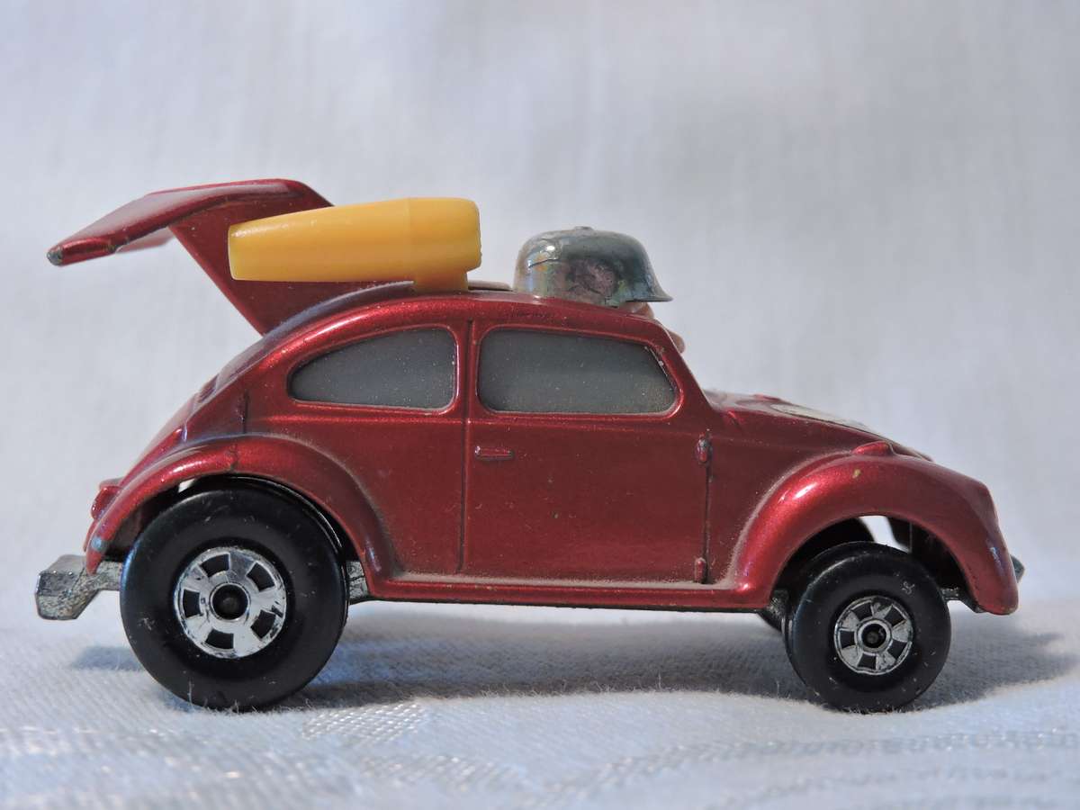 Matchbox VW VOLKSWAGEN Flying Bug  Red Barron  Superfast No.11 ( Red )  Like Hot Wheels