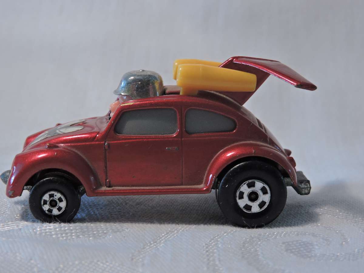 Matchbox VW VOLKSWAGEN Flying Bug  Red Barron  Superfast No.11 ( Red )  Like Hot Wheels