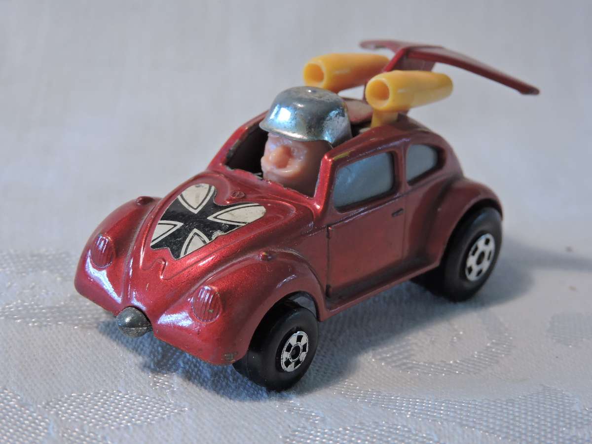Matchbox VW VOLKSWAGEN Flying Bug  Red Barron  Superfast No.11 ( Red )  Like Hot Wheels