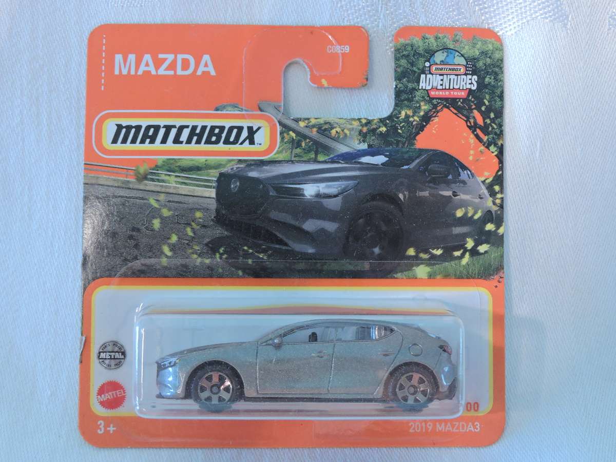 Matchbox MAZDA 3 ( Silver )  Like Hot Wheels