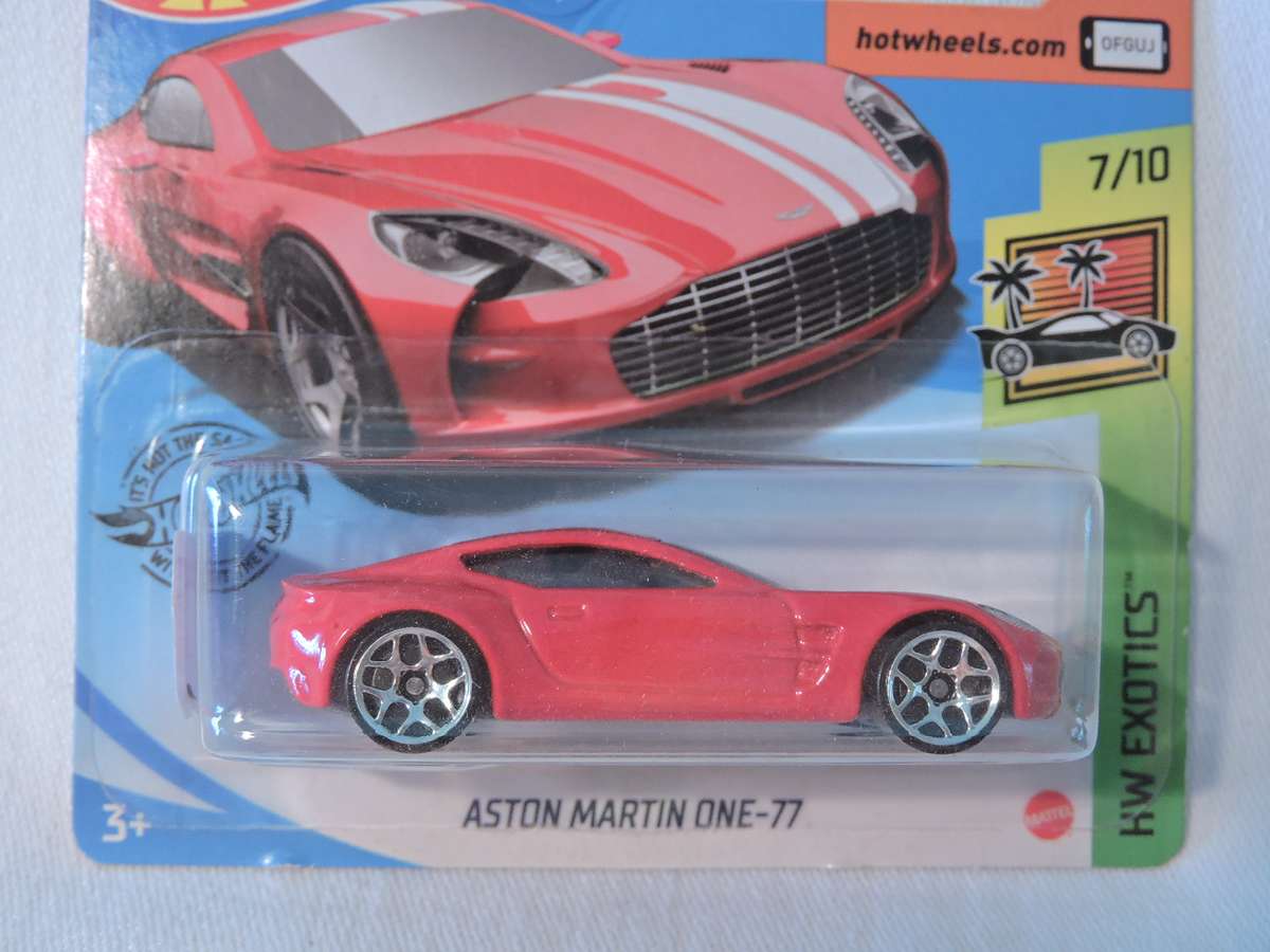 Hot Wheels ASTON MARTIN ONE-77 ( Red )