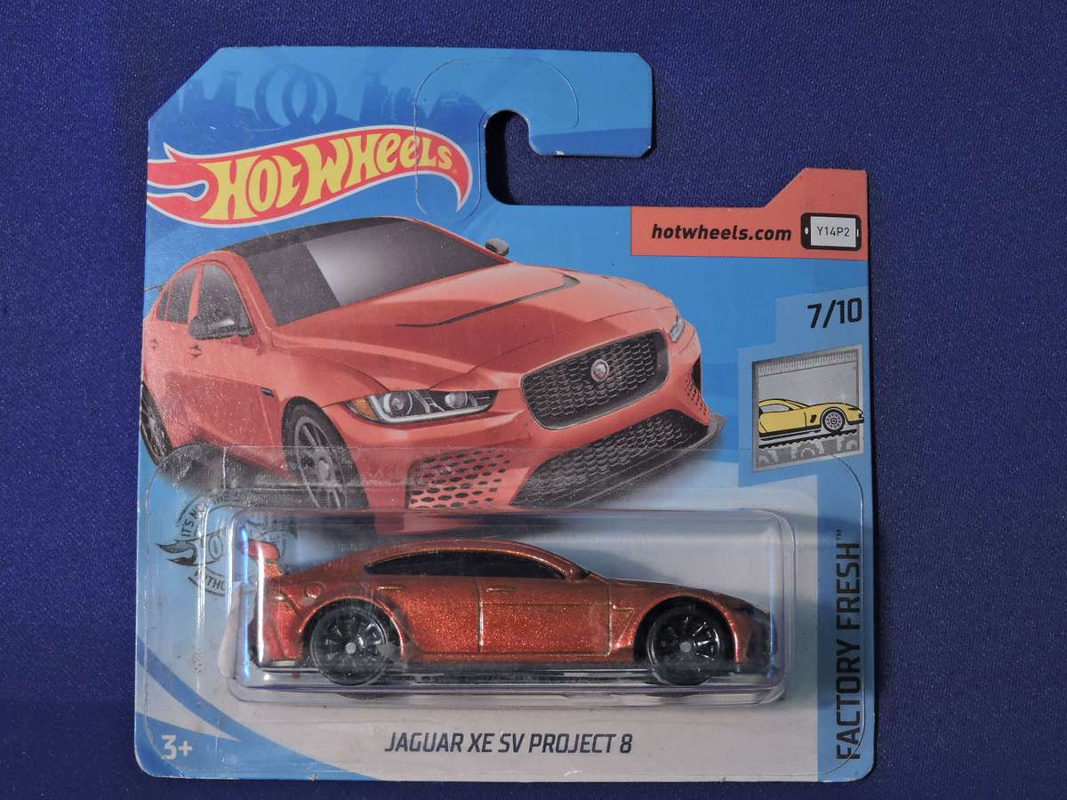 Hot Wheels JAGUAR XE SV Project 8 ( Bronze )