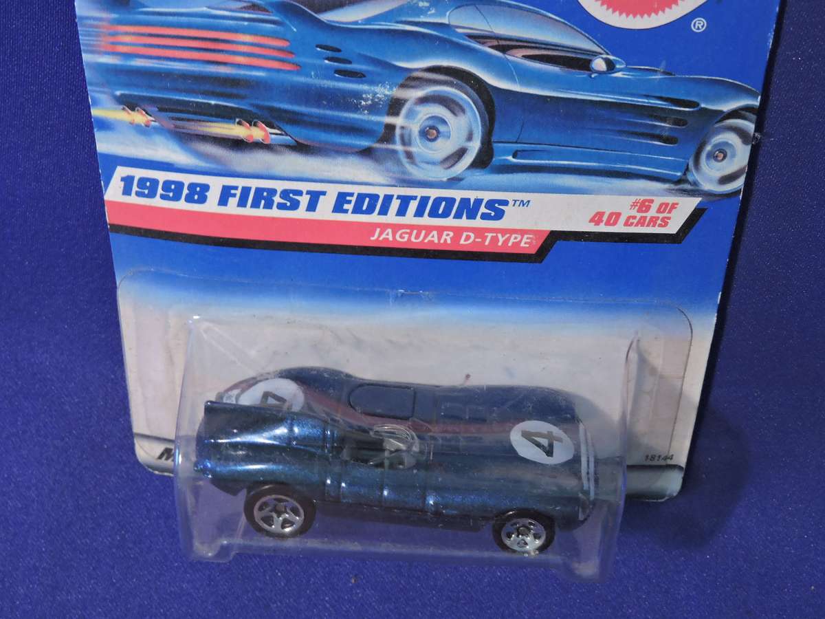 Hot Wheels JAGUAR D-Type  ( Royal Blue #4 )