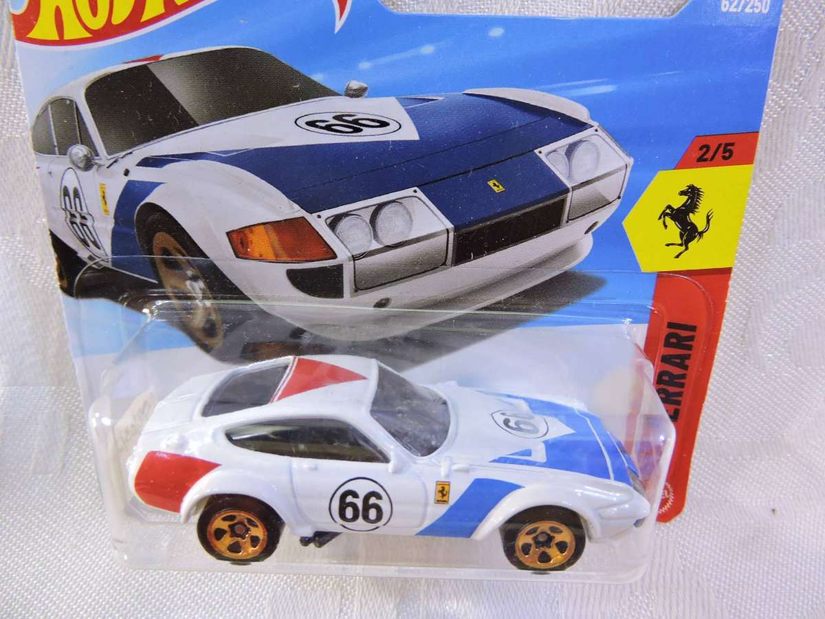 HOT WHEEL FERRARI 365 GTB4 Competizione  ( White # 66 )