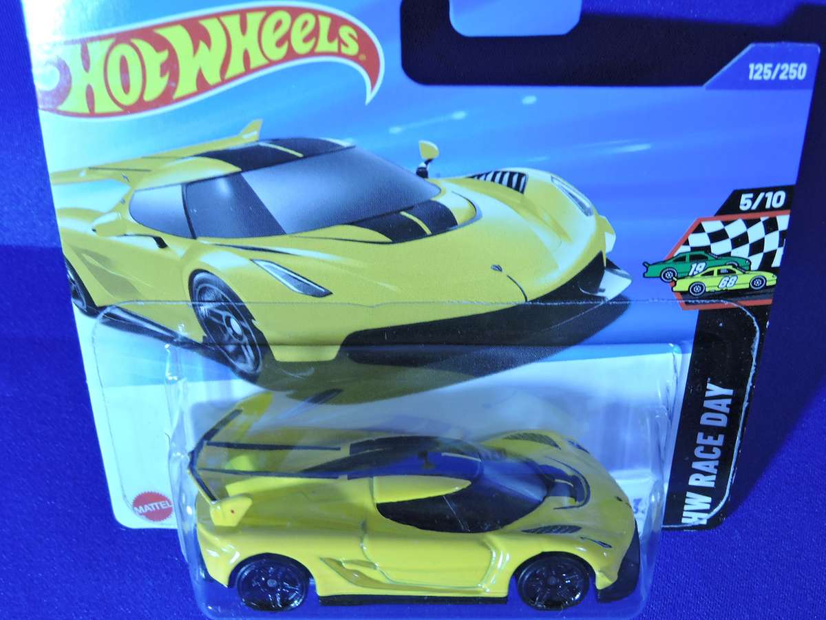 Hot Wheels KOENIGSEGG JESKO  Super Car