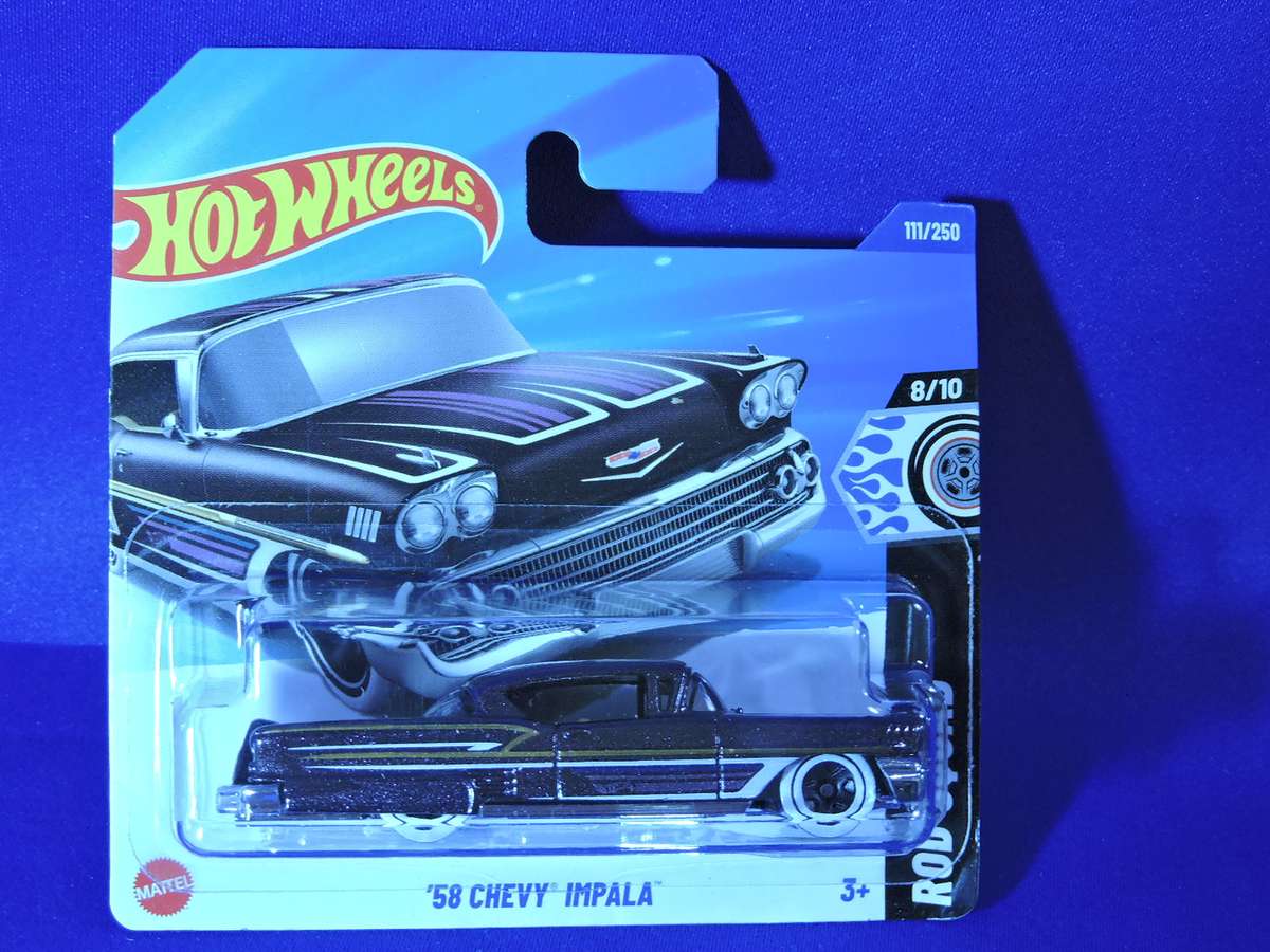 Hot Wheels CHEVY CHEVROLET IMPALA  ( Plum )