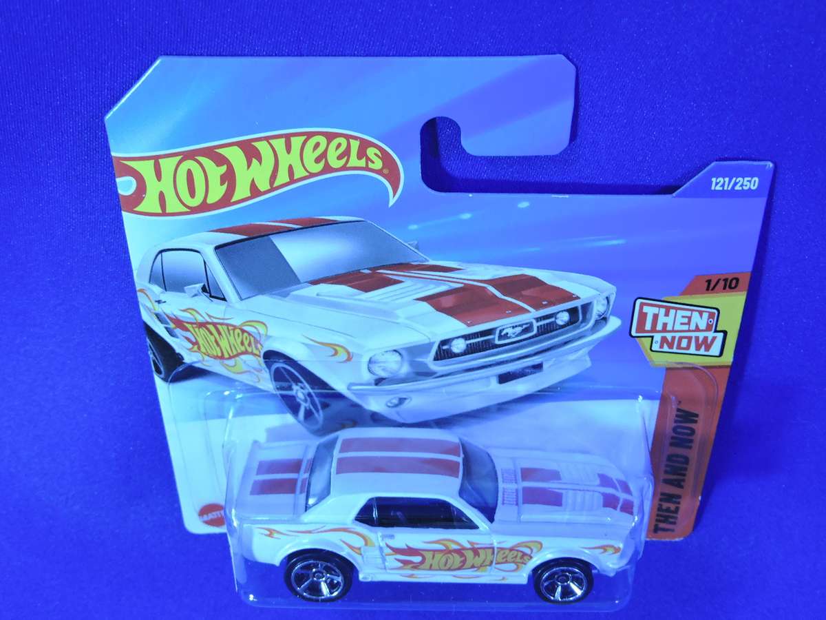 Hot Wheels FORD MUSTANG COUPE ( White with flames )