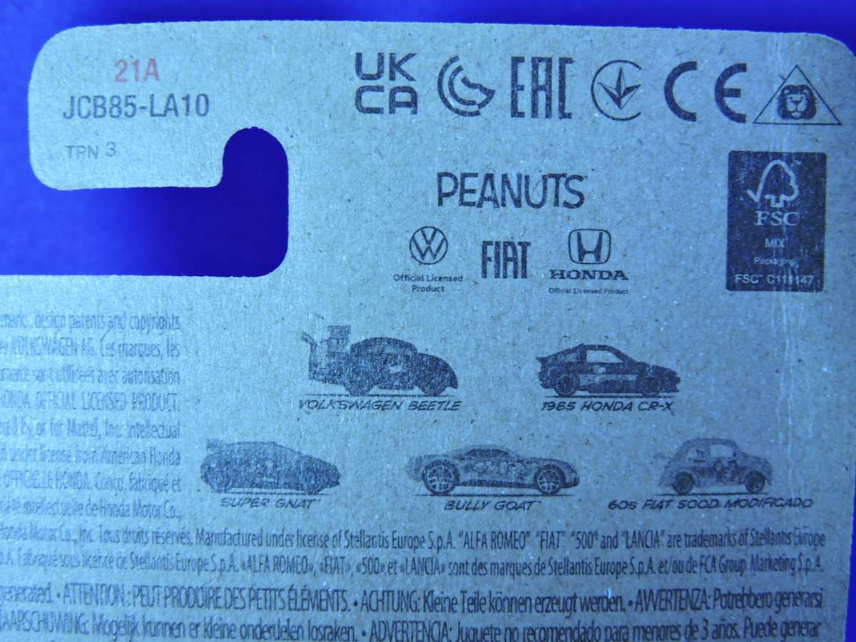 Hot Wheels FIAT 500D Moificado Peanuts  5/5 ( Cream )  Silver Series